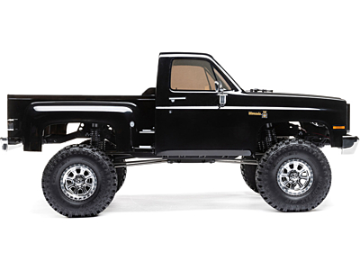 Axial SCX10 III Base Camp 1/10 4WD Chevy K10 1982 RTR (Black)
